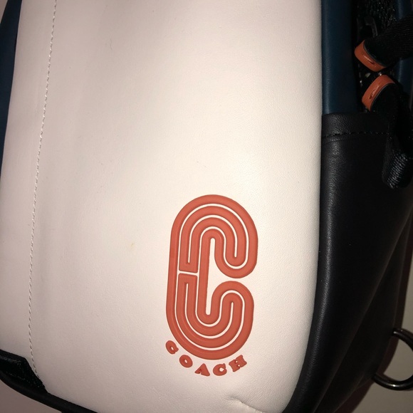 COACH Edge Pack In Colorblock - Picture 2 of 6